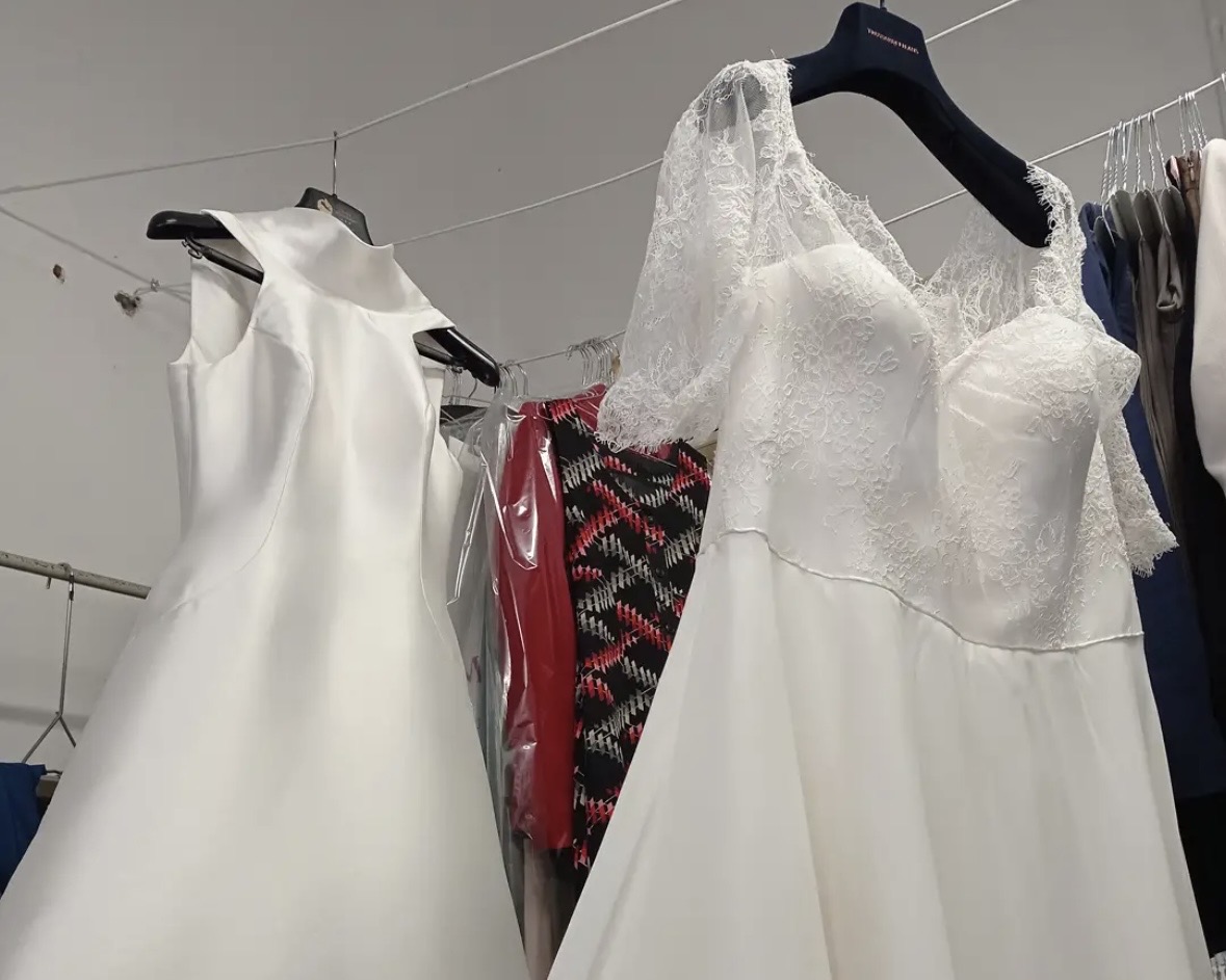 Lavaggio e riparazione abiti da sposa